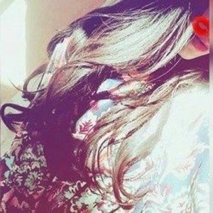 Meet your Posher, Amna